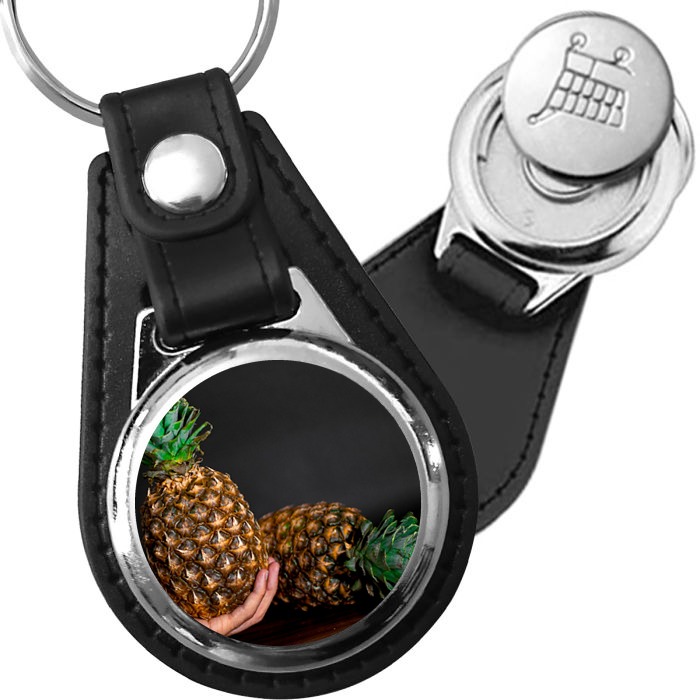 Porte-clé cuir avec médaillon fruit Ananas