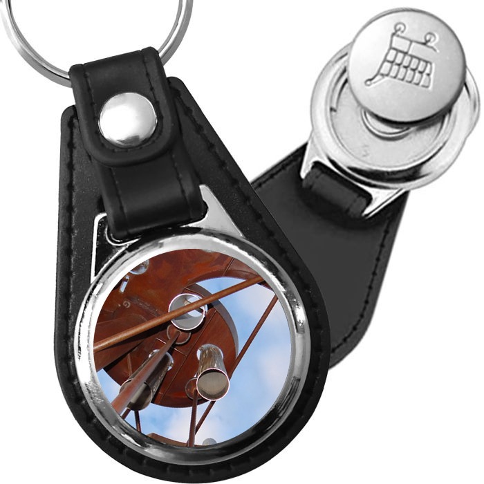 Porte-clé cuir avec médaillon instrument Carillon
