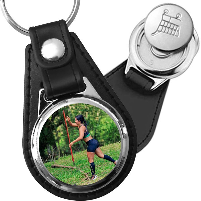 Porte-clé cuir avec médaillon sport Javelot