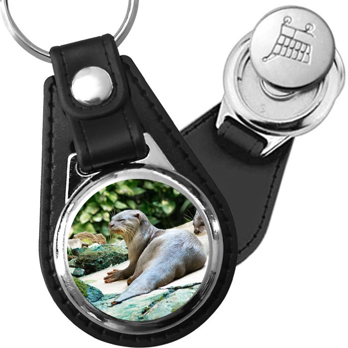 Porte-clé cuir avec médaillon mammifère Loutre
