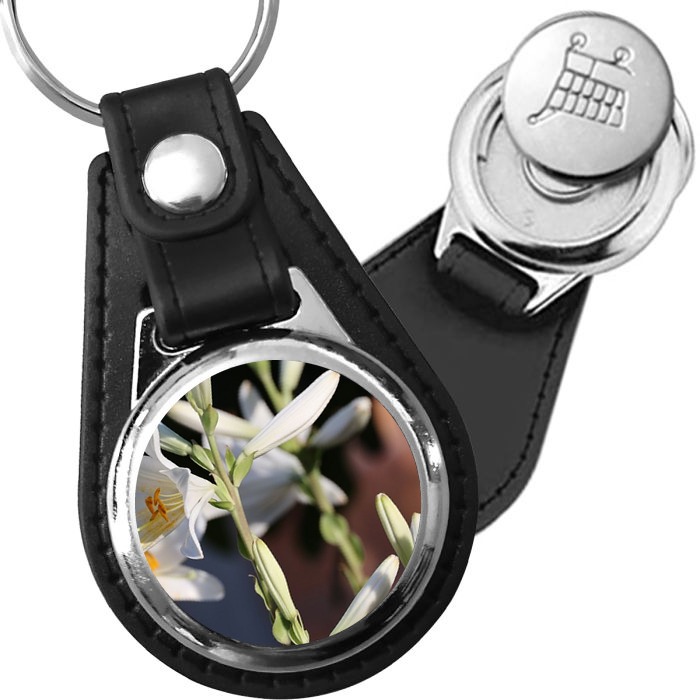 Porte-clé cuir avec médaillon fleur Lys