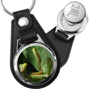Porte-clé cuir avec médaillon insecte Mante Religieuse