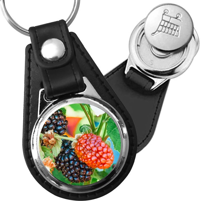 Porte-clé cuir avec médaillon fruit Mûre