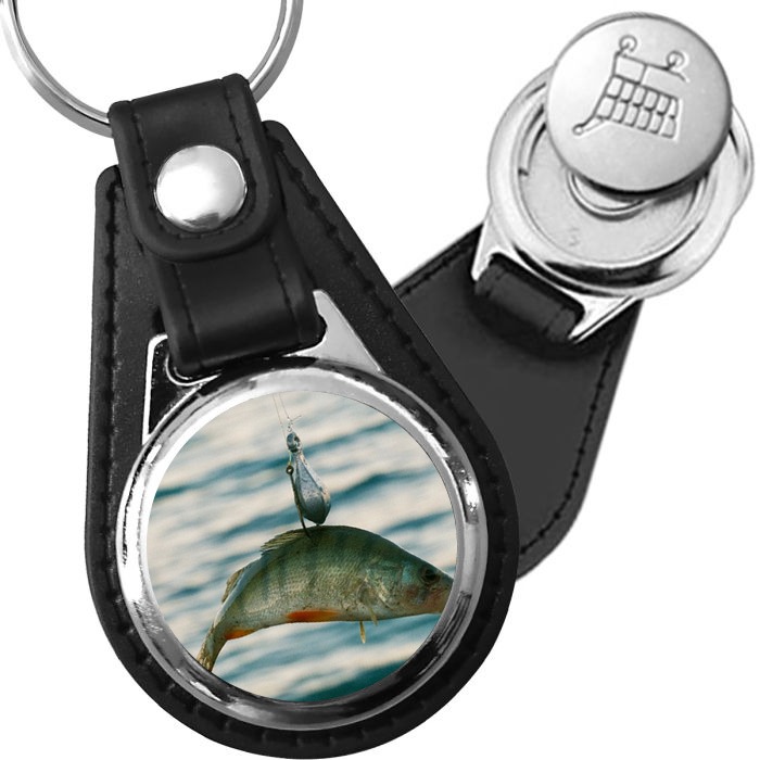 Porte-clé cuir avec médaillon poisson Perche