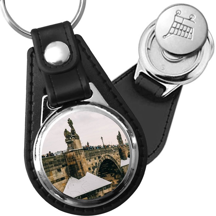 Porte-clé cuir avec médaillon monument Pont Charles
